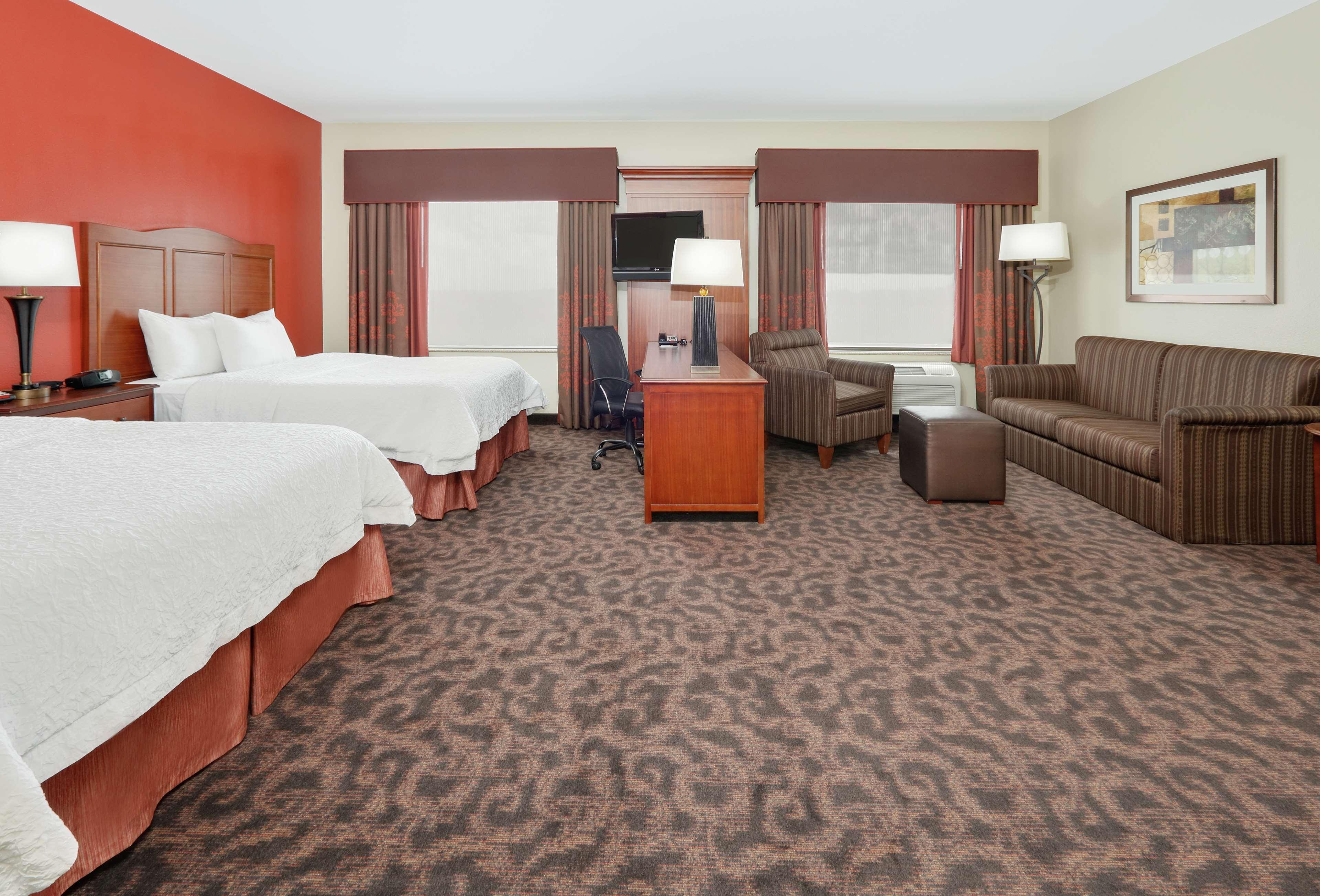 Hampton Inn & Suites Fort Worth/Forest Hill Exterior photo